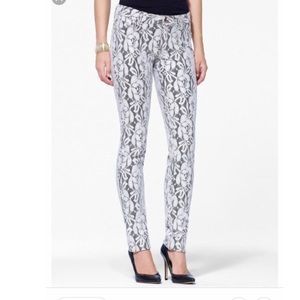 Gorgeous cache gold metallic lace pants!